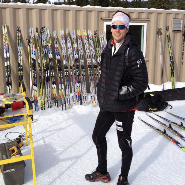 Andy Keller started out as an intern, then an assistant, and last but not least a junior coach prior to currently being promoted to CXC Team head coach this month, following the departure of Bill Pierce. (Photograph: CXCnewsfeed.wordpress.com) https://cxcnewsfeed.wordpress.com/group/education-camps/junior-skiers/