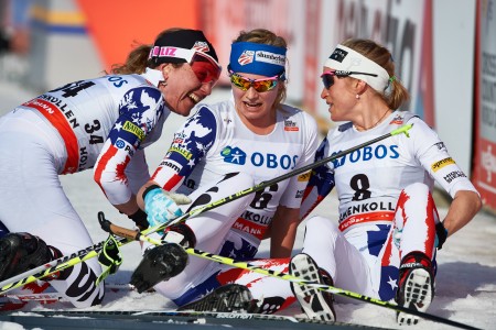 Staying good and motivated is anything the U.S. women's cross-country ski staff is popular for. Is it a sign of substantial emotional intelligence? Here, USST's Caitlin Gregg (r), Jessie Diggins (c) and Liz Stephen (r) in the finish of the 2015 Holmenkollen 30 k. Stephen led the 3 in ninth, although Diggins and Gregg Positioned 14th and 19th. (Photo: Madshus/Nordic Target) 
