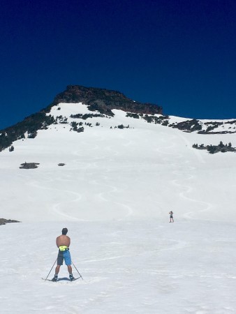 Dakota Blackhorse-von Jess admiring turns with Bernadette Nelson below Broken Hand Mountain, Three Sisters Wilderness outside Bend, Oregon. (Photo: Bernadette Nelson Collection). 